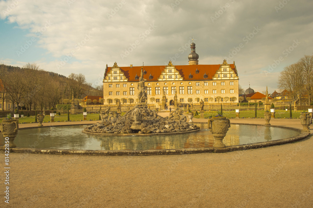 Fototapeta premium Schloss Weikersheim mit Brunnen
