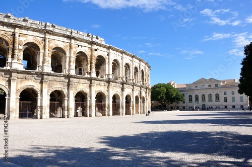 Obraz na płótnie nimes w salonie