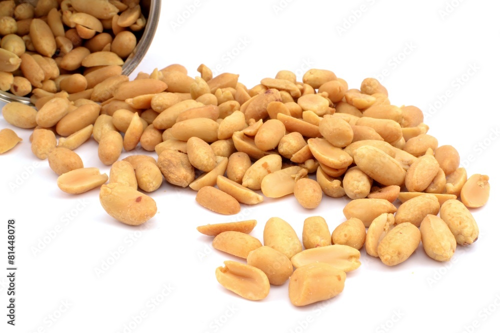 peanuts with salt