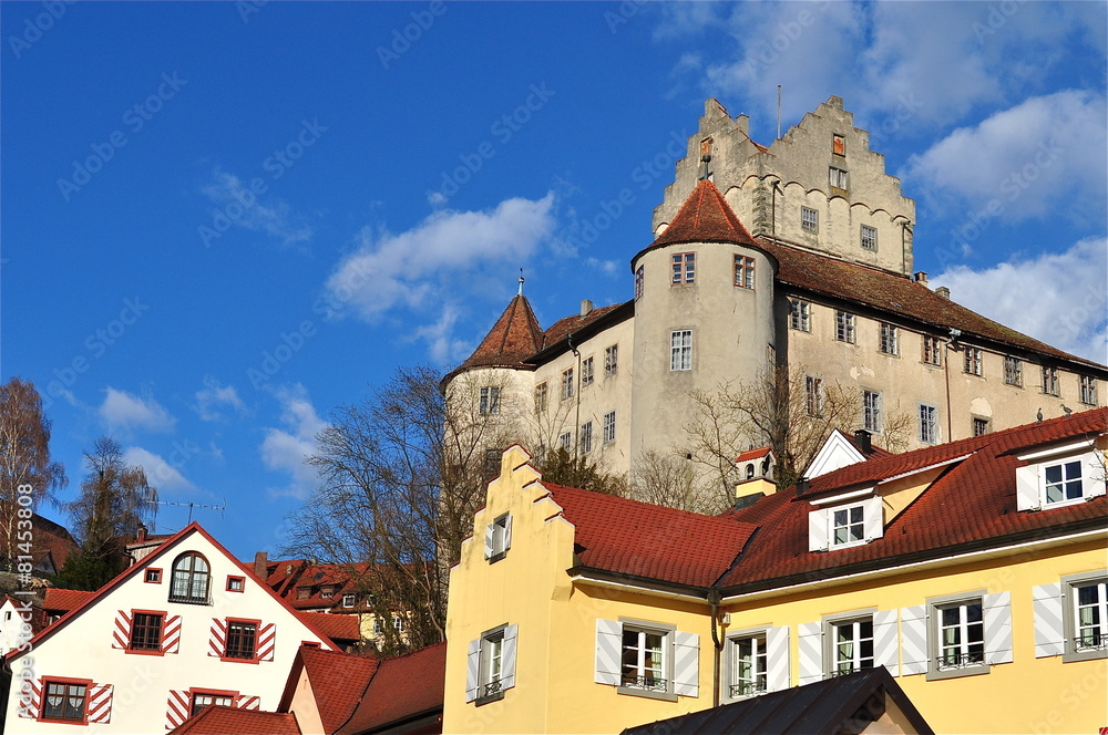Meersburg mit Burg und bunten Häuser Meersburg mit Burg und bunten Häuser
