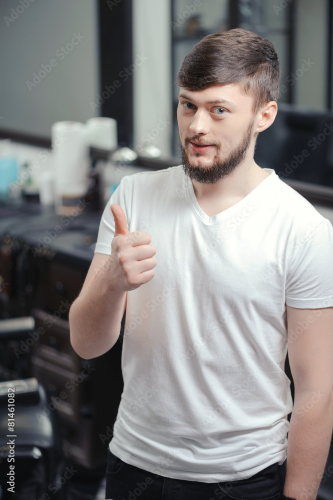 Client shows thumb up Client shows thumb up