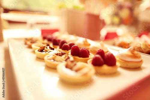 Wedding sweets © hreniuca