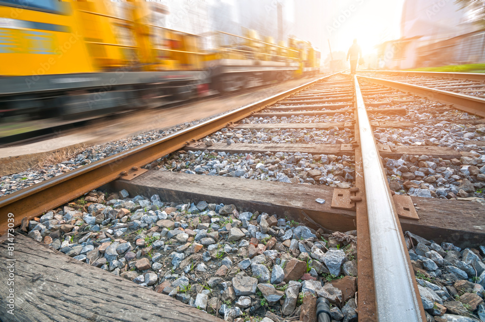 Obraz premium The way forward railway