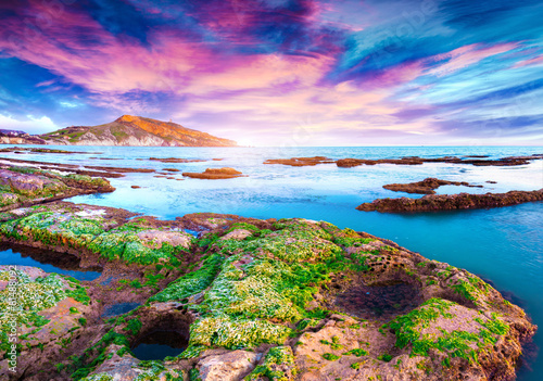 Fototapeta Naklejka Na Ścianę i Meble -  Colorful spring sunset from the Giallonardo beach