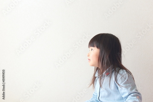 女の子