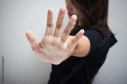 NO on her hand