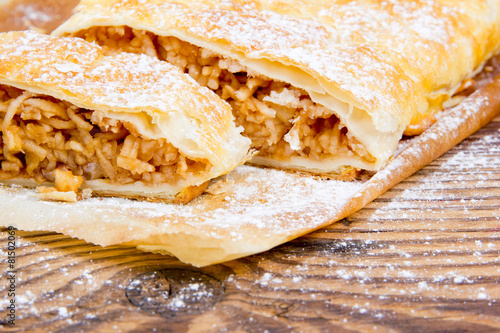 Apple strudel