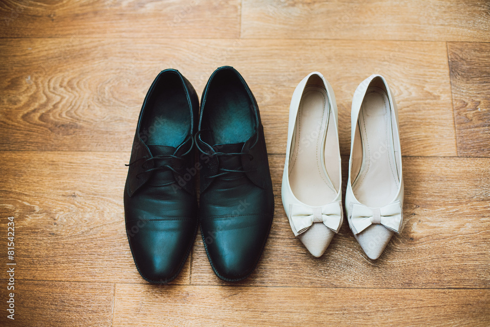 classic men's and women's shoes classic men's and women's shoes