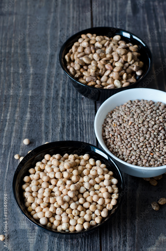 chickpeas, beans and lentils in bowls chickpeas, beans and lentils in bowls