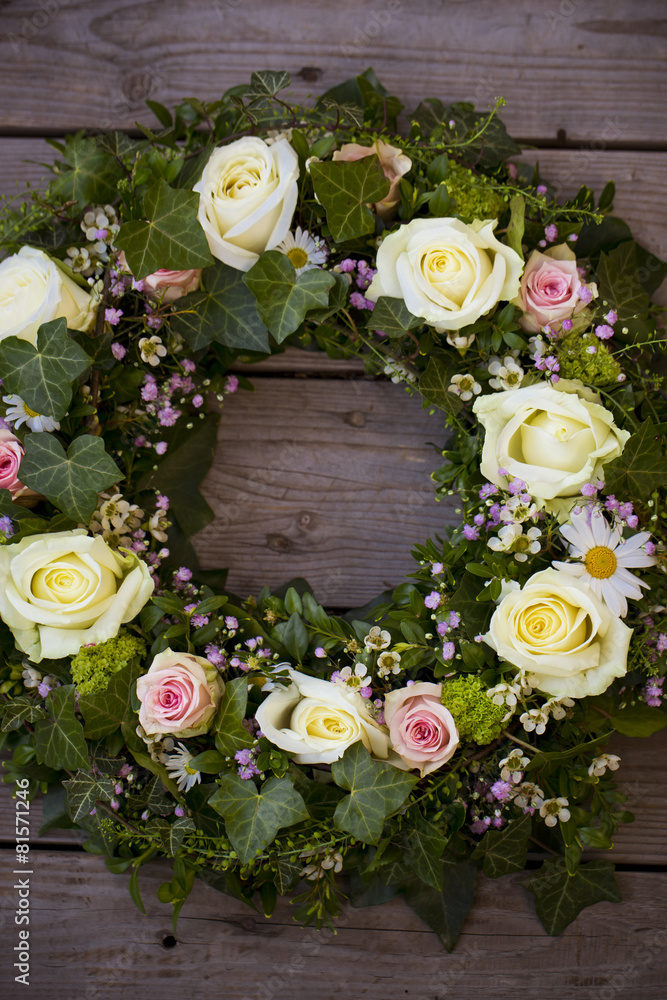 Kranz Stock-Foto | Adobe Stock