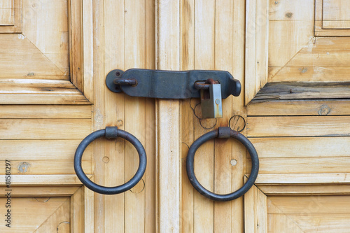 Fotografie Old-fashioned Locked Doors