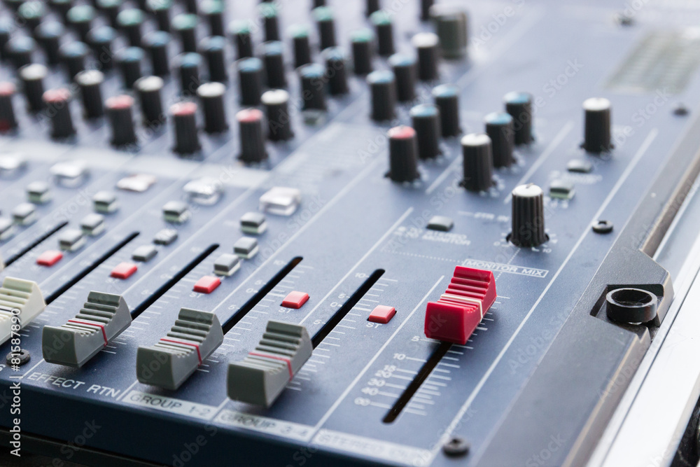 sound mixer console sound mixer console