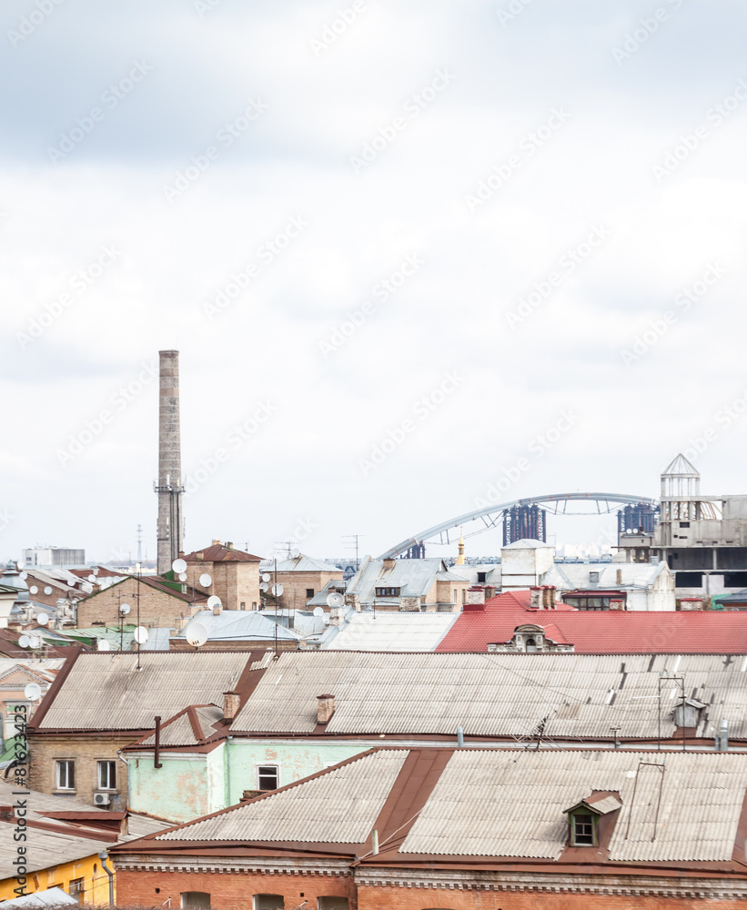 old roofs with dish antennas