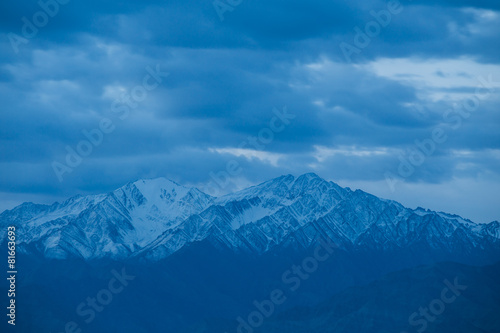 Snow mountain range, Leh Ladakh, India © rufous