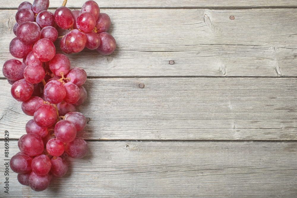 Grapes on a wooden table