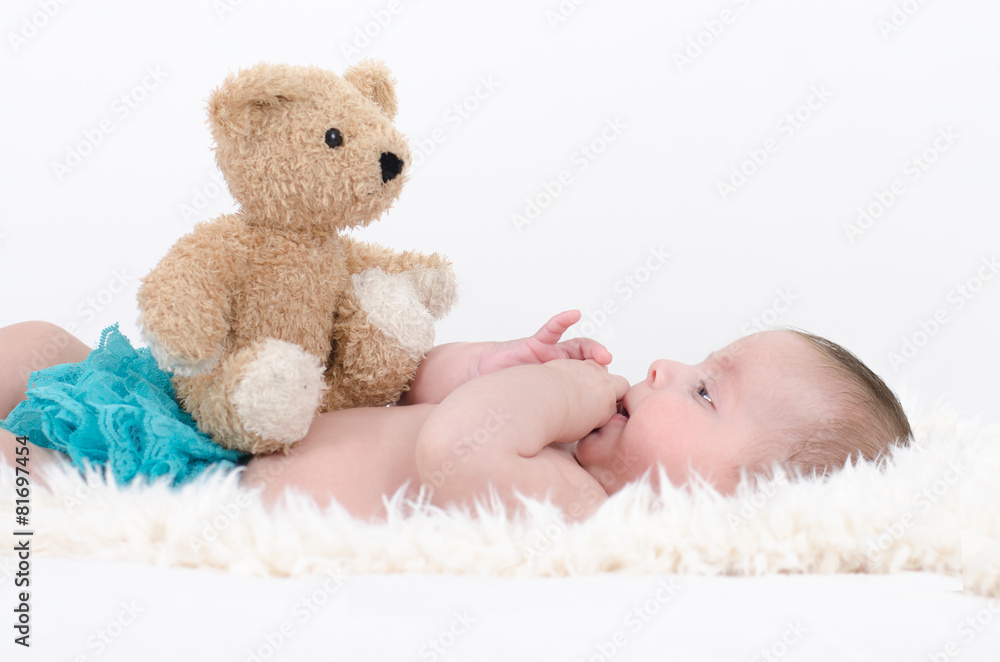 Baby spielt Baby spielt