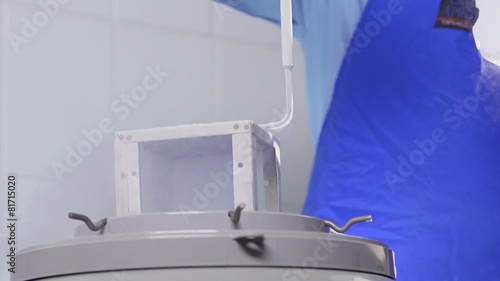 Nitrogen bank of stem cells