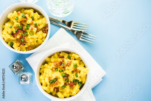 Macaroni and cheese photo