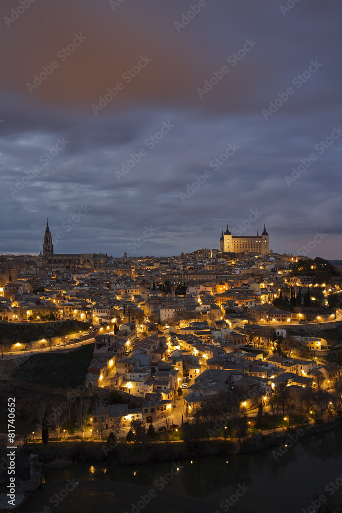 Night view of Toledo, with the 