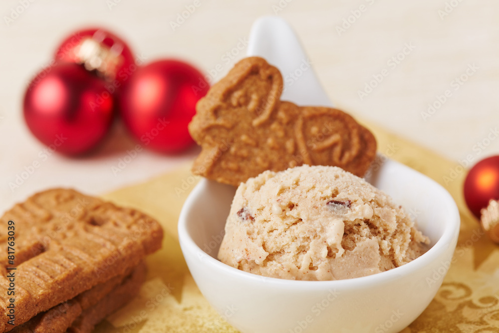 Spekulatiuseis zu Weihnachten Spekulatiuseis zu Weihnachten