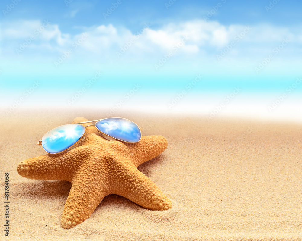 Summer, beach and starfish - obrazy, fototapety, plakaty 