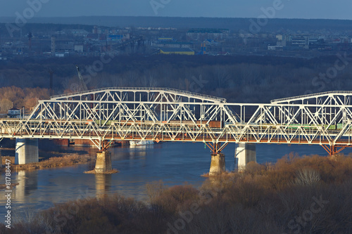 Metal bridge for rail transport over the River Don.