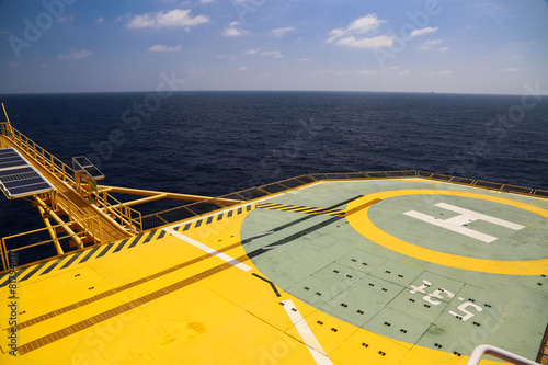 Schilderij op canvas Helideck of oil and gas drilling rig in offshore industry