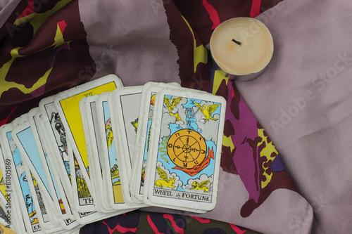 Taro cards