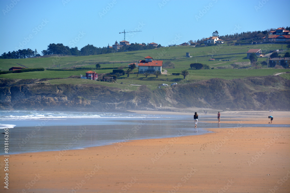 panoramica de la playa de oyambre, Cantabria panoramica de la playa de oyambre, Cantabria
