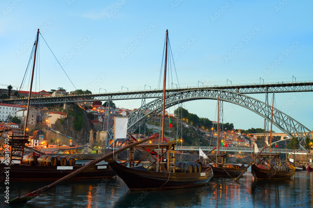 Night scene of Porto, Portugal