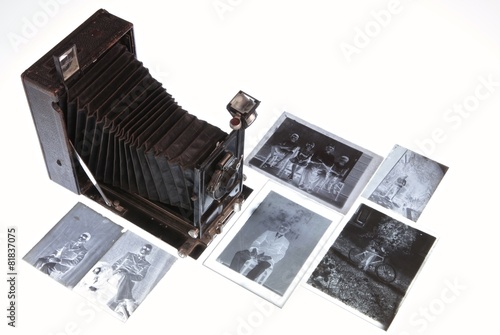 Macchina fotografica antica  con lastre in vetro