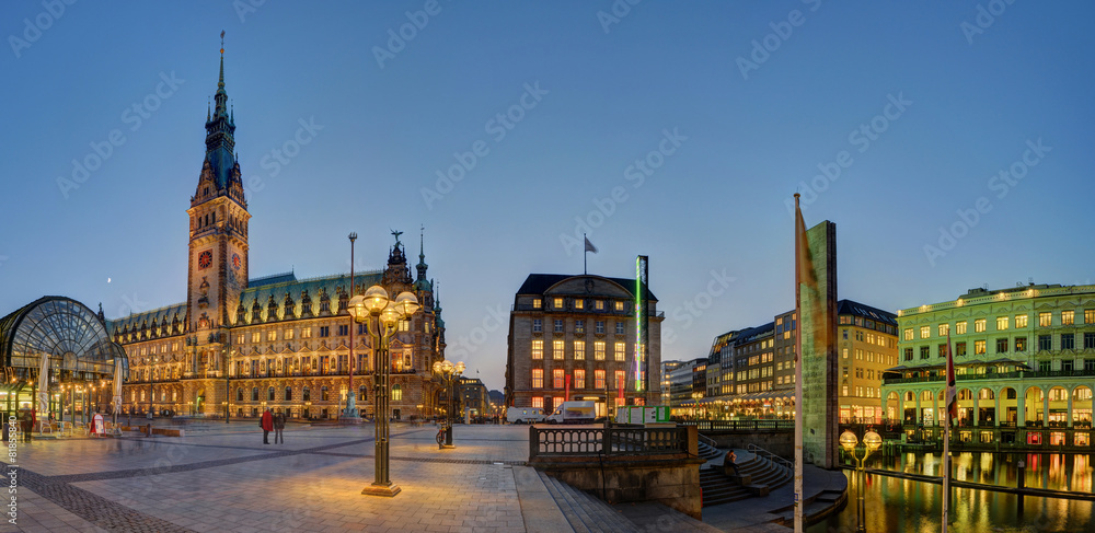 Naklejka premium Hamburg - Rathausmarkt/Alsterarkaden.