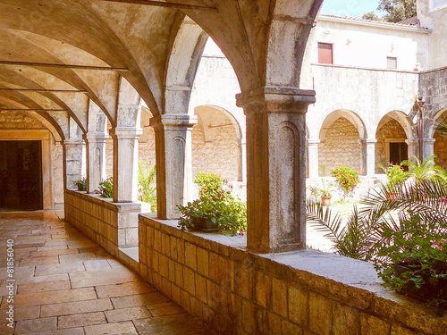 Papier peint Retro look St Francis convent