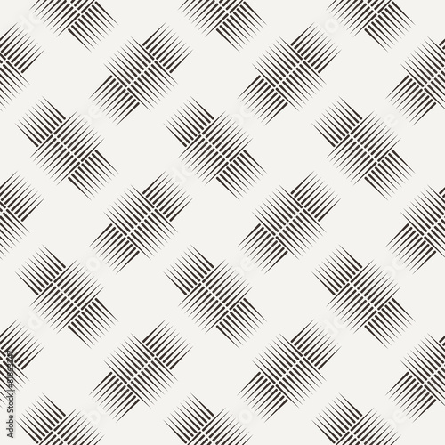 Vector seamless pattern of lines © Drekhann