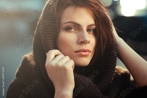 Canvas Print The mysterious thoughtful woman in a hood