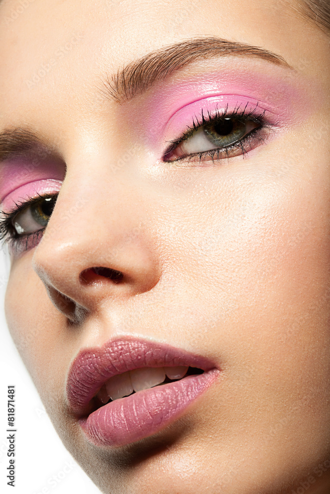 Fototapeta premium Makeup closeup with purple eye shadow