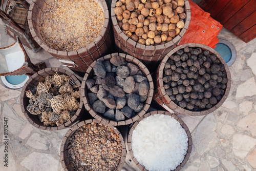 Quadro em tela Baskets Full Of Different Spices