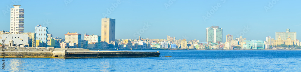 Panoramic image of the Havana skyline