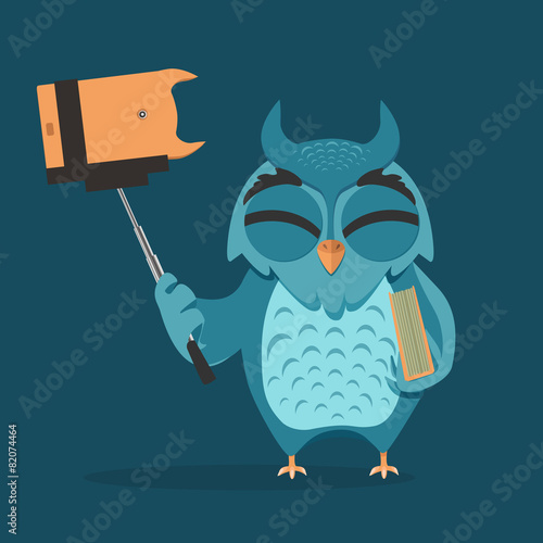 Owl with monopod