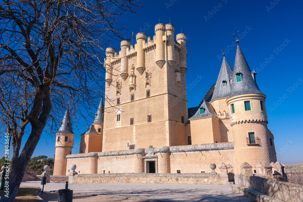 Sunny Image of Segovia's Alcazar in Spain Sunny Image of Segovia's Alcazar in Spain