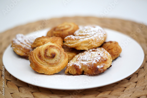 Wallpaper Mural Girelle di cannella Torontodigital.ca