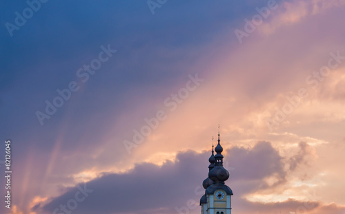 Kirche mit mystischem Himmel. photo