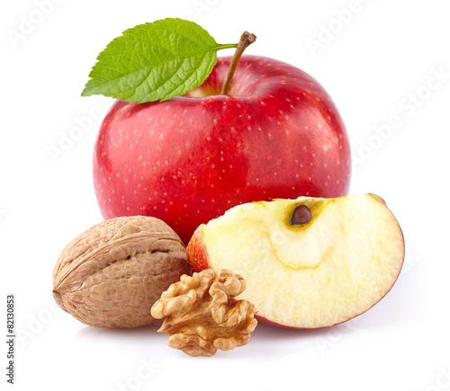 Apple with walnuts