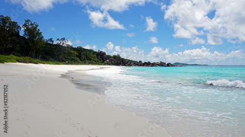 granite rocks on grand anse