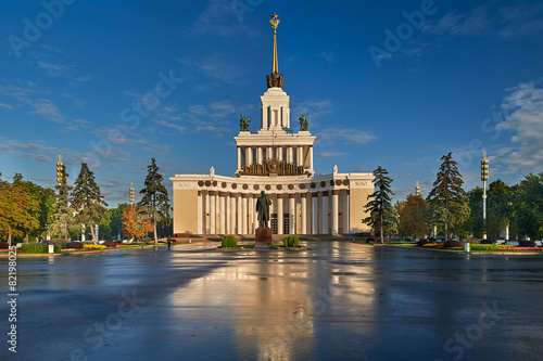 Canvas Print Exhibition centre of Achievements of National Economy