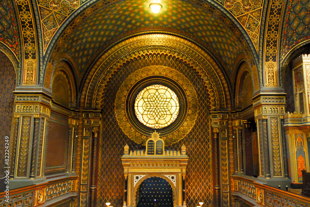 Naklejka premium Spanish Synagogue in Prague, Czech Republic