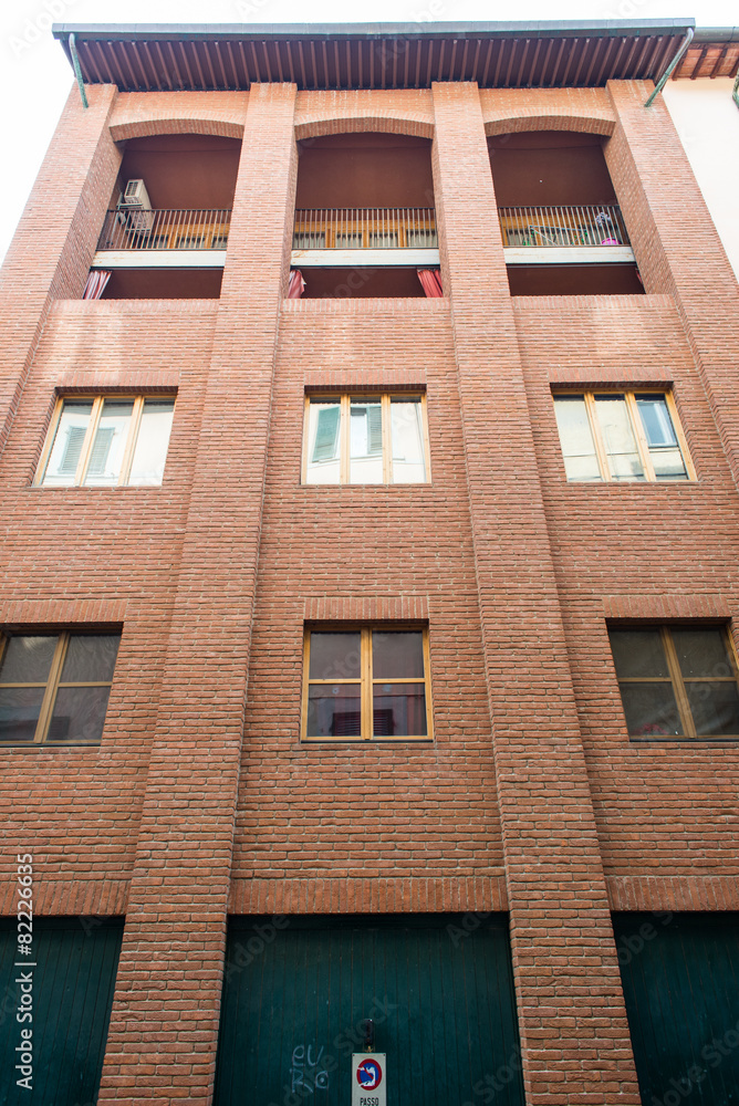 Fototapeta premium Facciata edificio moderno, uffici, nuova edilizia