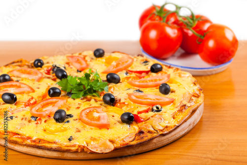 hot fresh a pizza with tomatoes