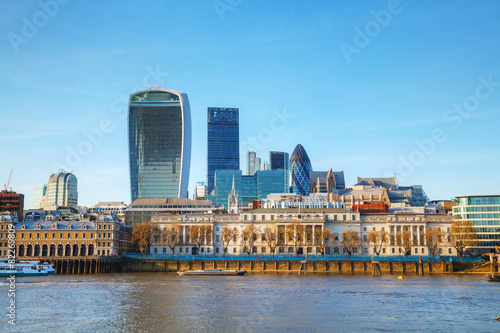 Obraz na płótnie Financial district of London city w salonie