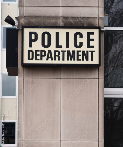 фотографія Downtown Precinct Police Department Sign Law Enforcement Buildin